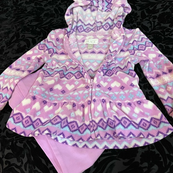 ADORABLE PURPLE AZTEC FLEECE HOODIE & LEGGINGS ๐๐๐ - Picture 8 of 8